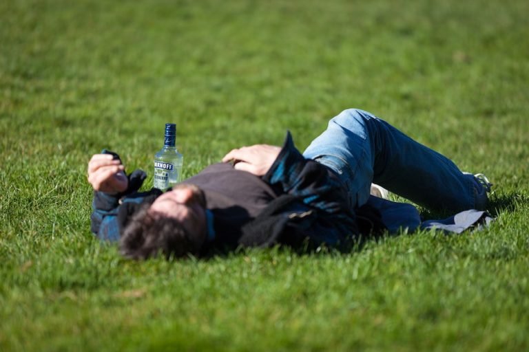 prevent-hangover-travel