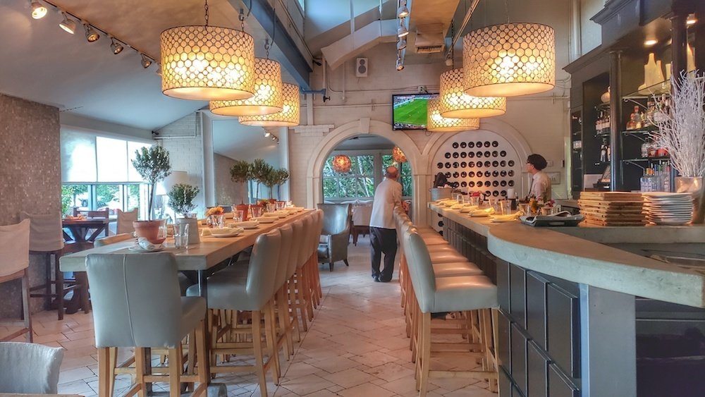 bistro-roswell-romantic