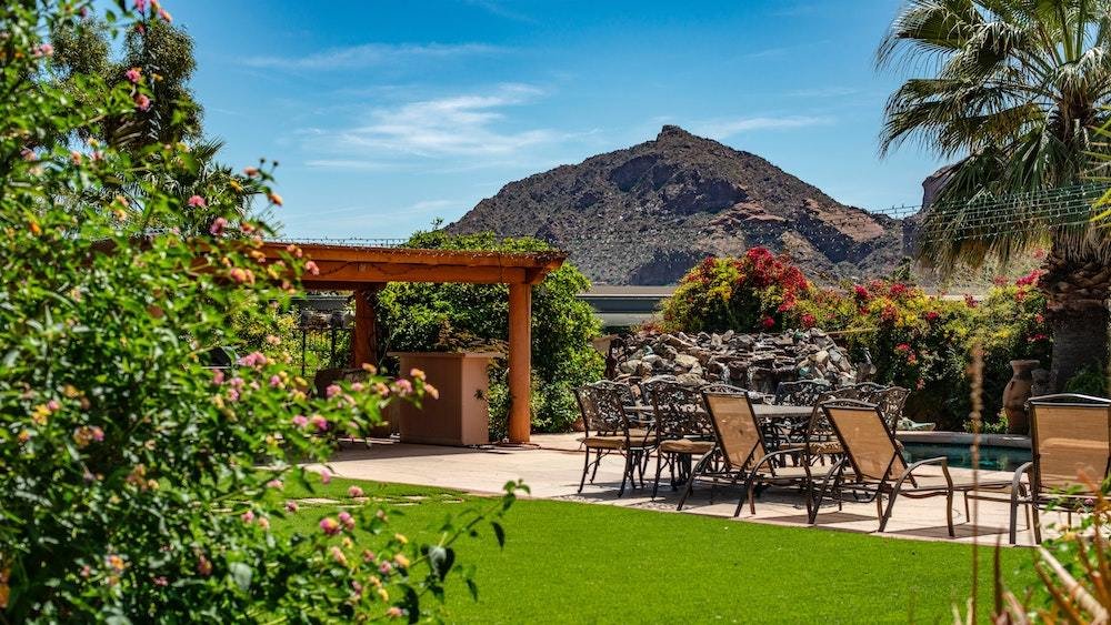 outdoor-yard-design-tips
