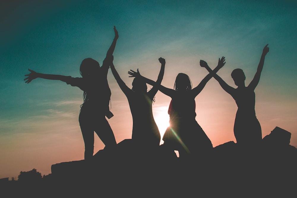 how-celebrate-galentines-day-roamilicious