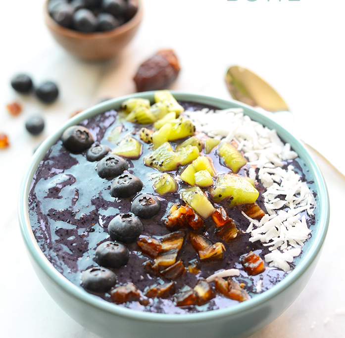 blueberry-date-smoothie-bowl-recipe