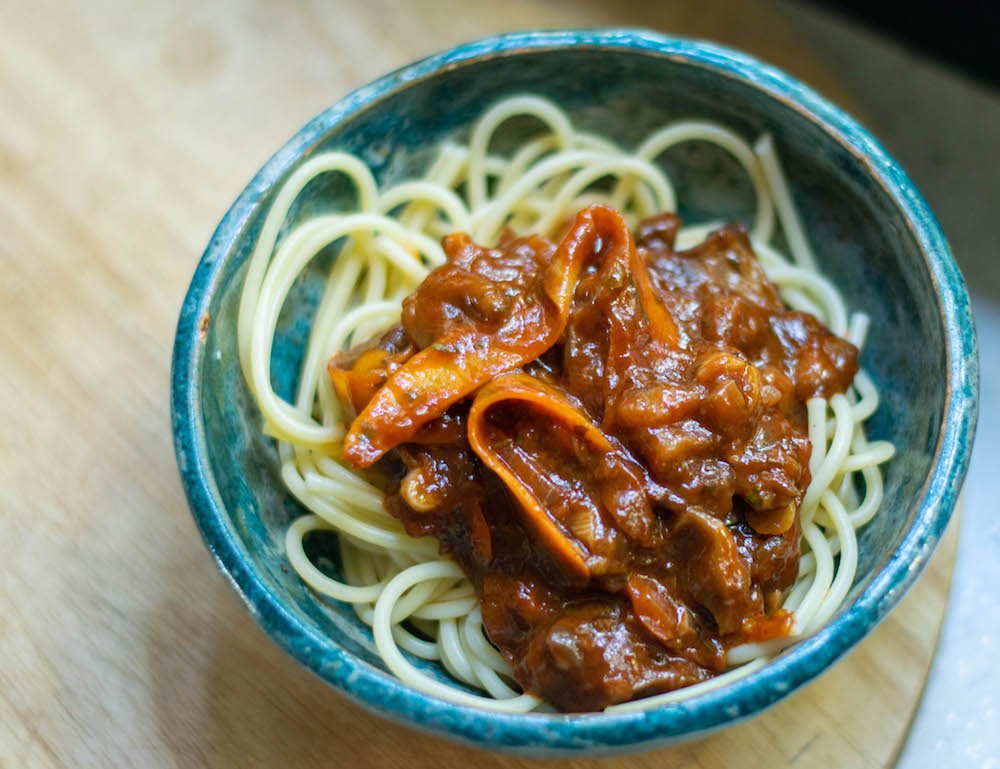 vegan-carrot-bolognese-recipe-roamilicious