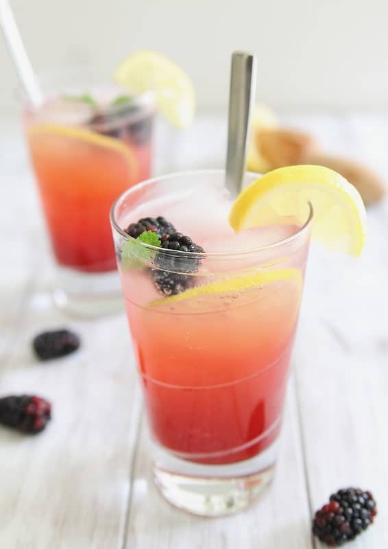 Blackberry-Lemon-Mocktail-roamilicious