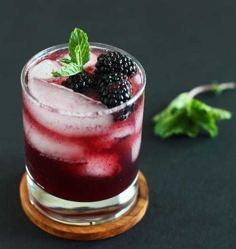 Blackberry-Vanilla-Mocktail-roamilicoius