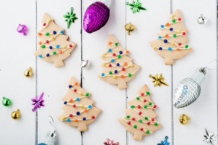 cookie-exchange-christmas-party-recipe-roamilicious