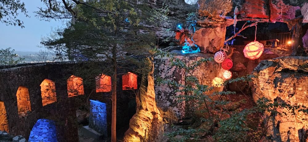 guide rock city lights chattanooga