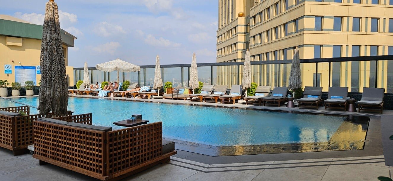 fairmont cairo rooftop pool