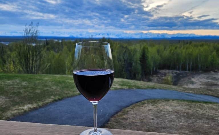talkeetna alaska resort views wine