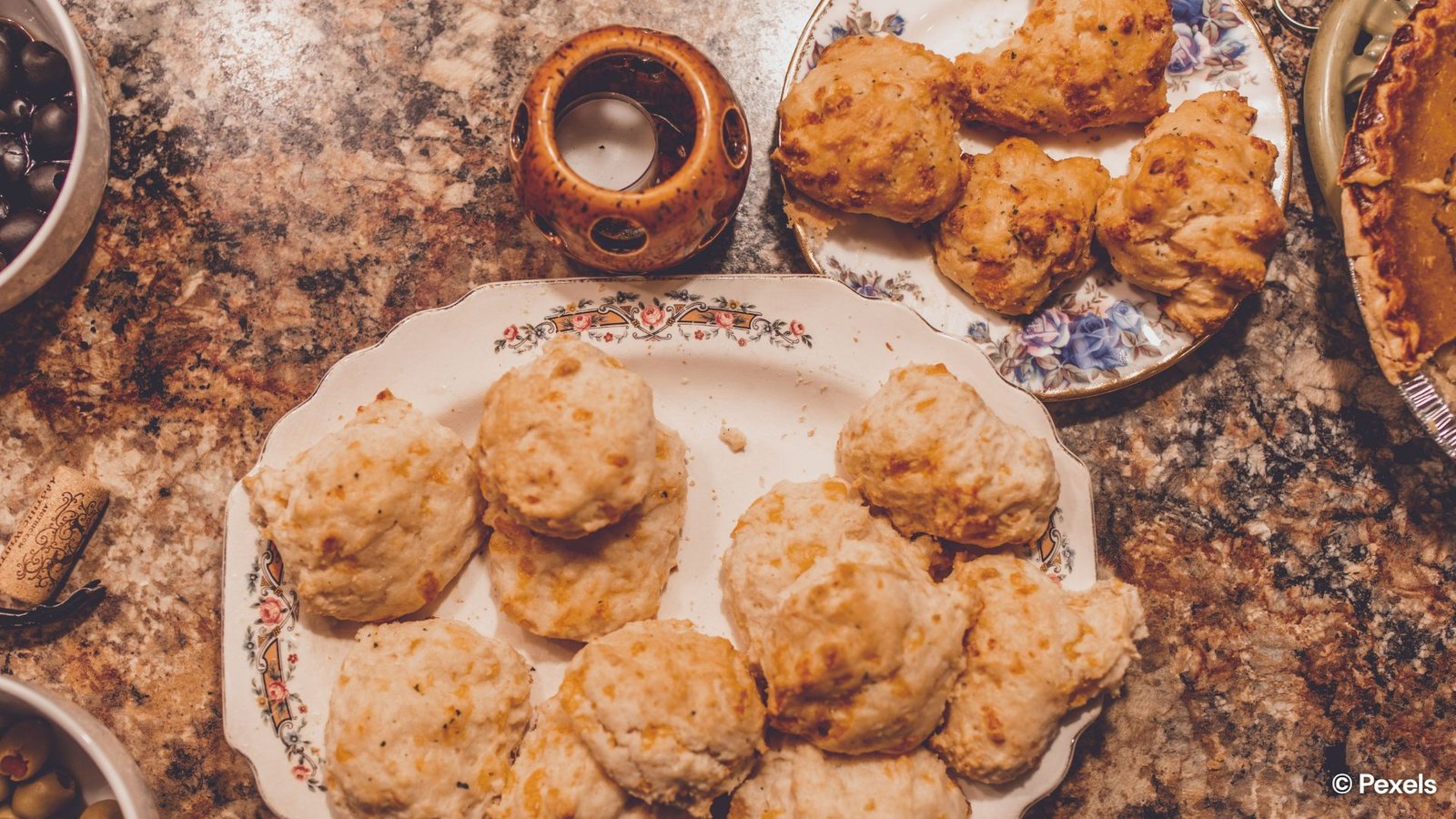 Biscuits and gravy