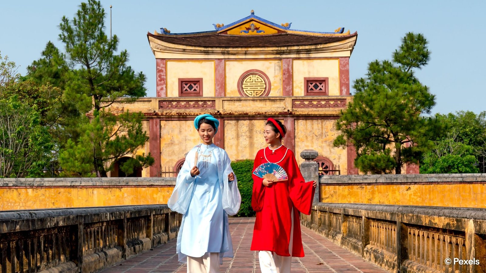 Modest outfits for temples